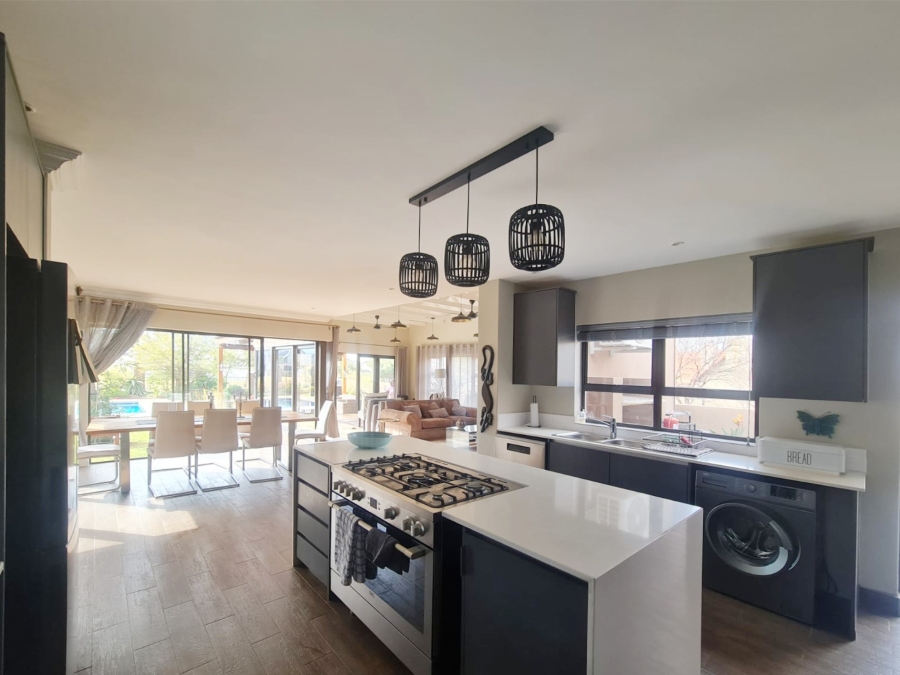 To Let 3 Bedroom Property for Rent in Kosmos North West